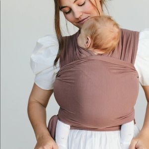 BRAND NEW Solly Baby wrap in color Cottage Rose